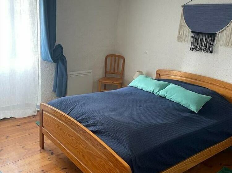 ペンション Les Copains à Bord   Gîtes