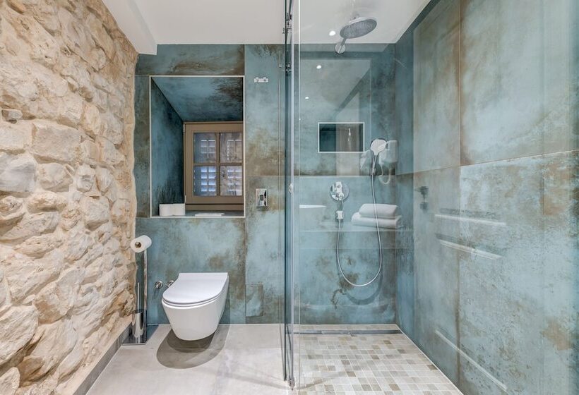 پانسیون Royal Luxury Room