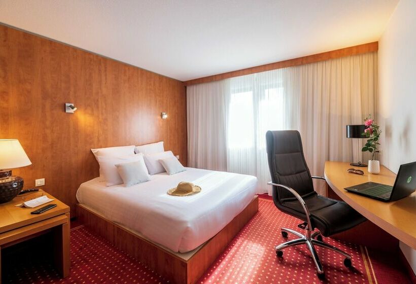 اقامتگاه Cerise Bordeaux Mérignac Aéroport