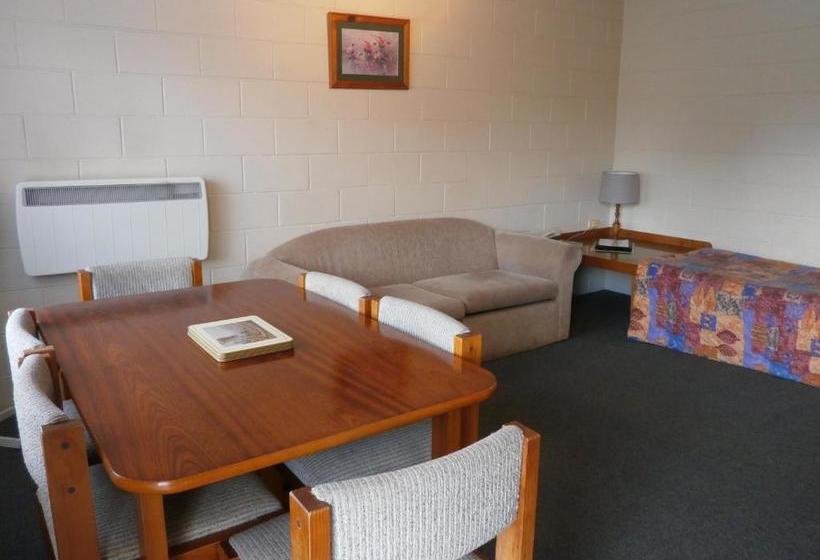 ホテル Aberdeen Court Apartments