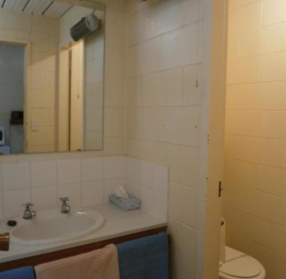 ホテル Aberdeen Court Apartments