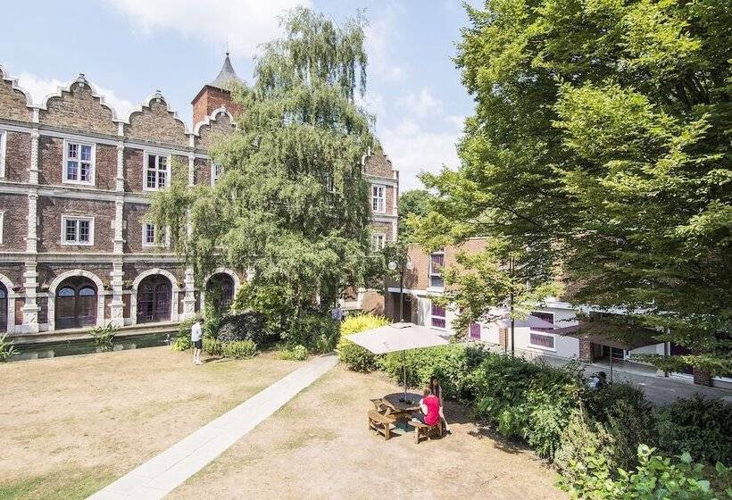 旅馆 Safestay London Kensington Holland Park