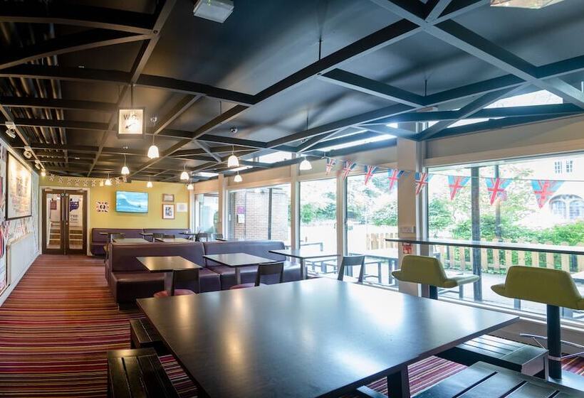 旅馆 Safestay London Kensington Holland Park