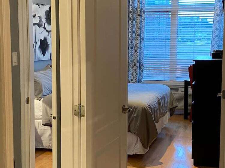 Aparthotelmontréal By Les Terrasses Saint Urbain