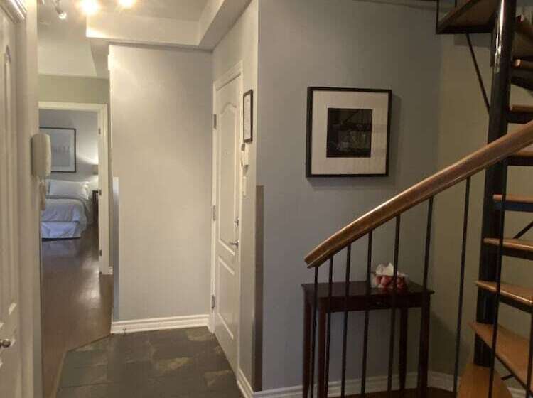 Aparthotelmontréal By Les Terrasses Saint Urbain