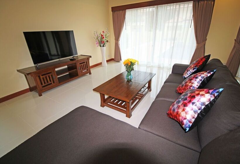 Bang Saray Pool Villa By Pattaya Sunny Rentals