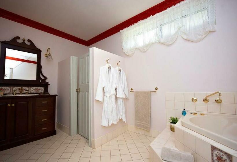 צימר Blackwood Inn Innkeepers House