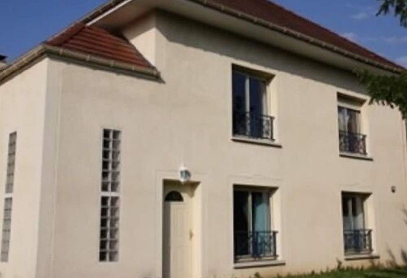 민박 La Raimbaudière