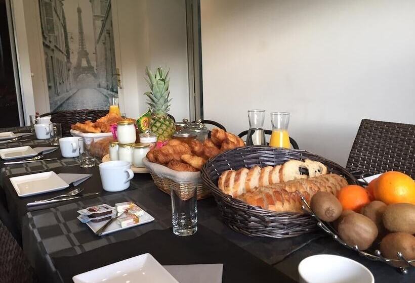 민박 La Raimbaudière