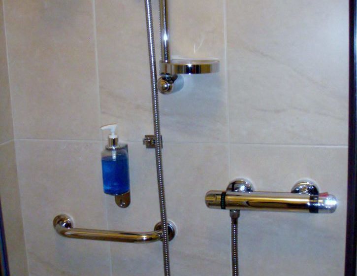 مبيت وإفطار Nonaim Lodge