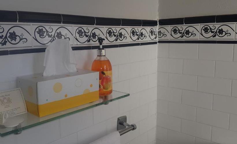 تختخواب و صبحانه Verona Guest House