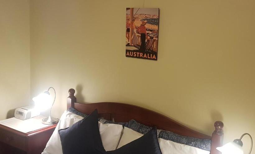 تختخواب و صبحانه Verona Guest House