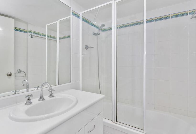 Columbia Beachfront Apartments On Rainbow Bay