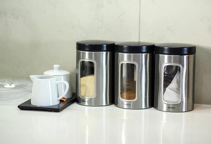 Epic Lifestyle Apartment Sandton