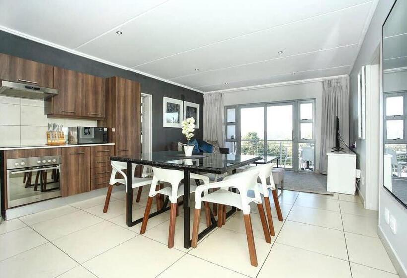 Epic Lifestyle Apartment Sandton