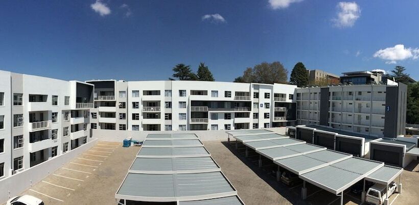 Epic Lifestyle Apartment Sandton