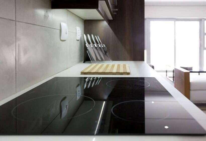 Epic Lifestyle Apartment Sandton