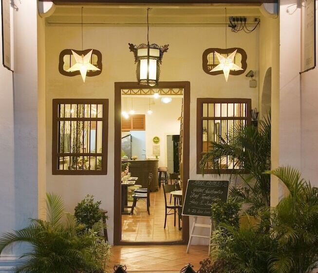 فندق 23 Lovelane Penang