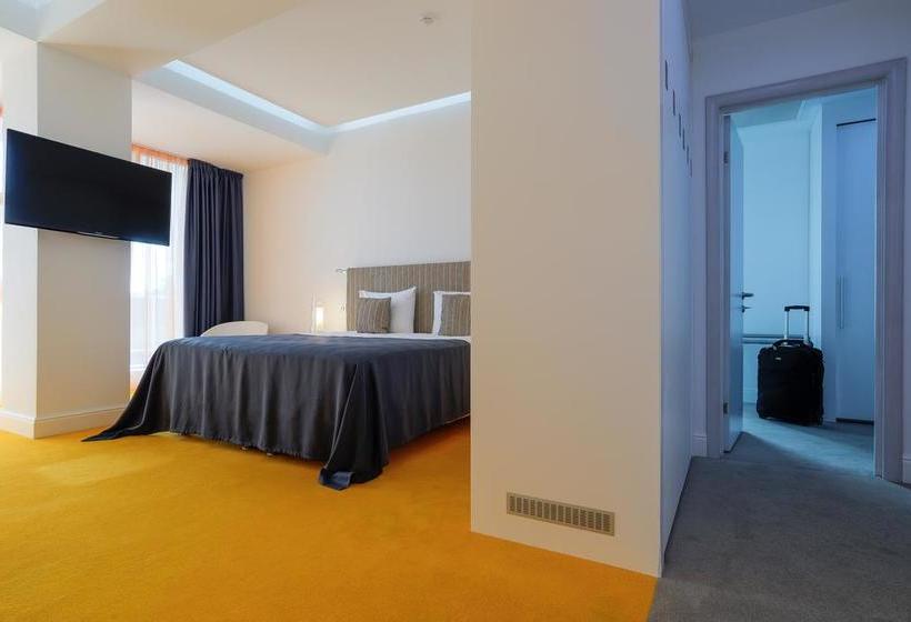 Boutique Hotel Adriano