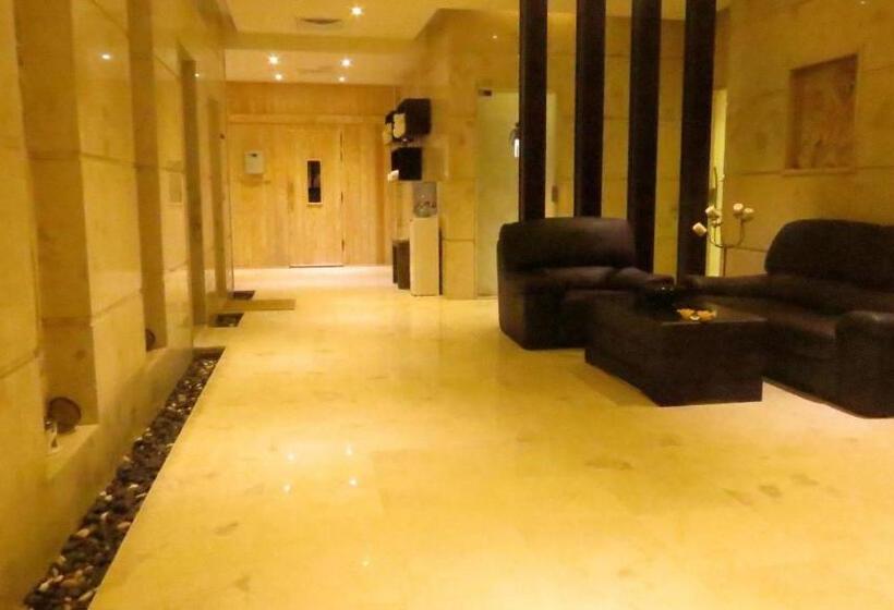 Africana Hotel & Spa