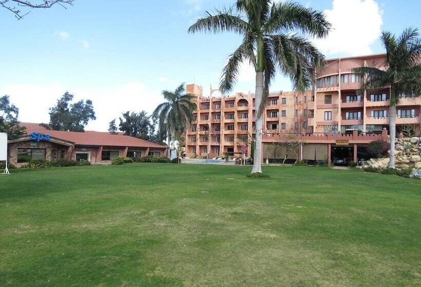 Africana Hotel & Spa