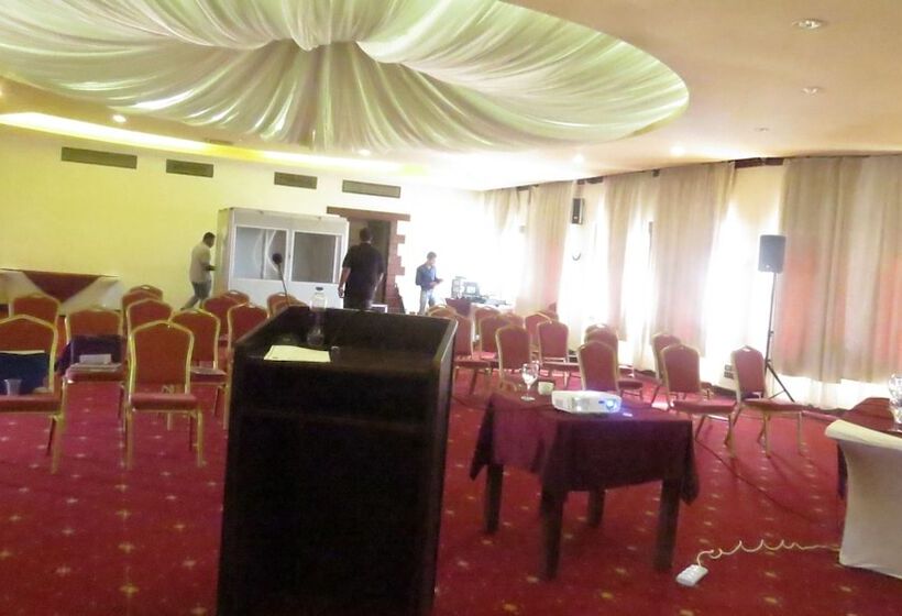 Africana Hotel & Spa