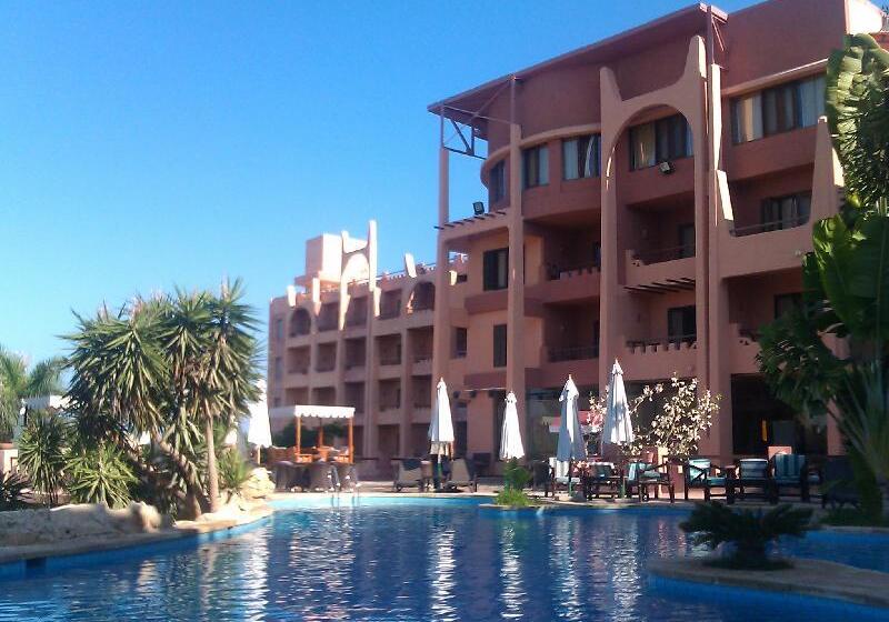 Africana Hotel & Spa