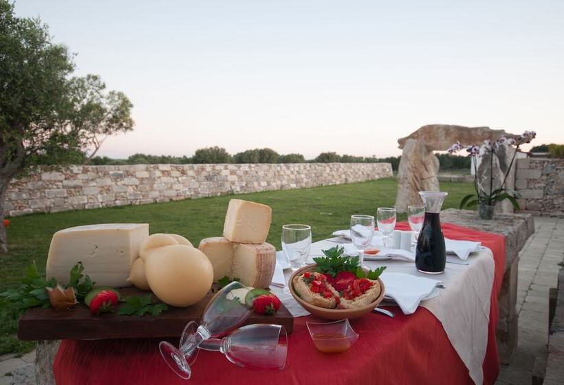 בית מלון כפרי Agriturismo Il Megalite