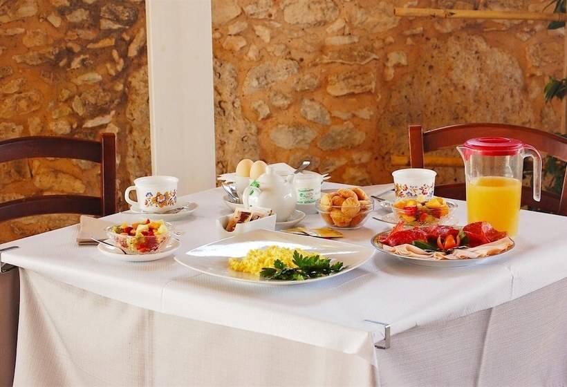 فندق Agriturismo Il Megalite