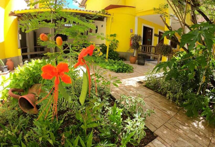 בית מלון כפרי Aguamarinha Pousada