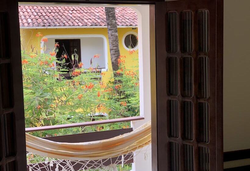 בית מלון כפרי Aguamarinha Pousada