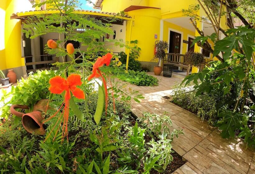 בית מלון כפרי Aguamarinha Pousada