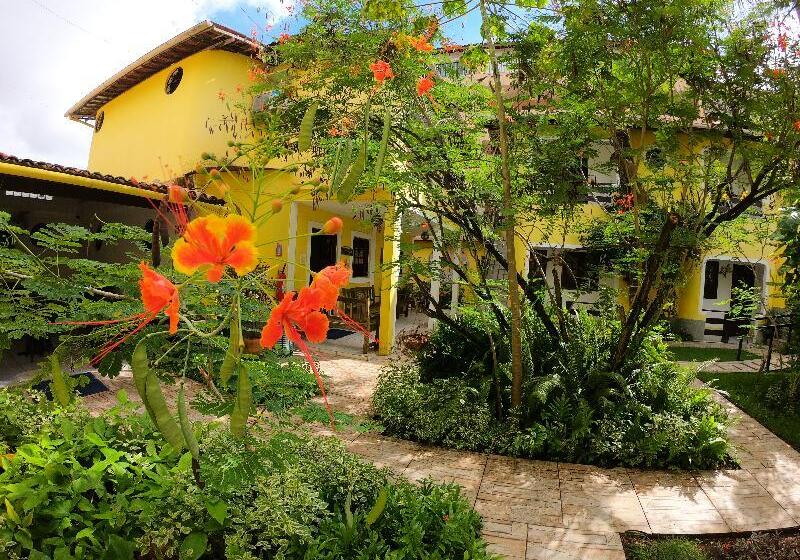 בית מלון כפרי Aguamarinha Pousada