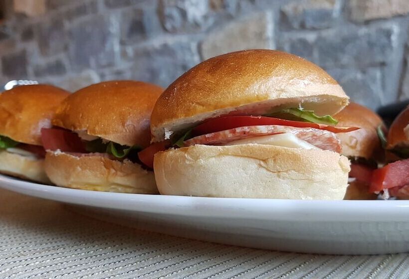 호텔 Aiora Guesthouse