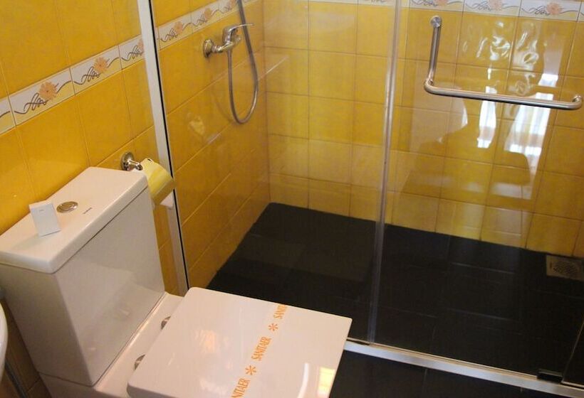 酒店 Airport Villa