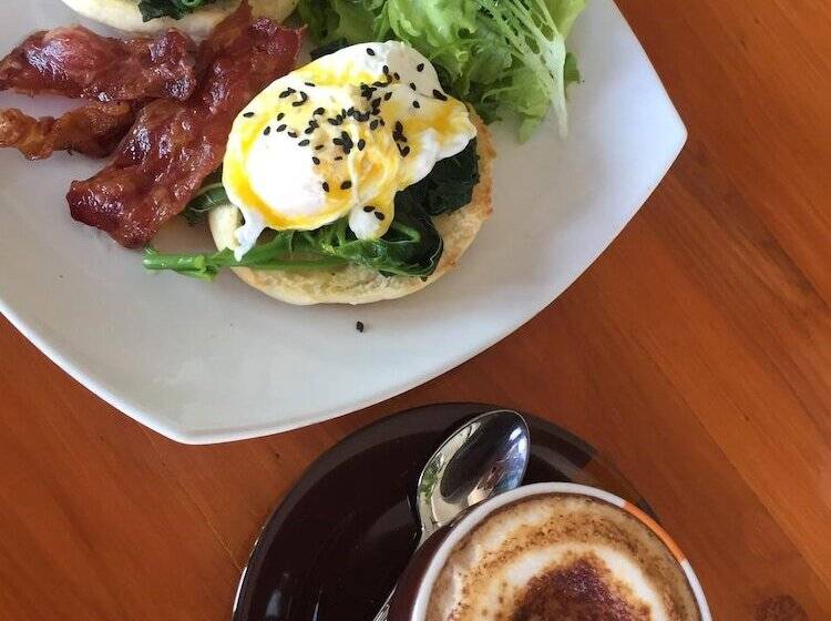 בית מלון כפרי Ashana