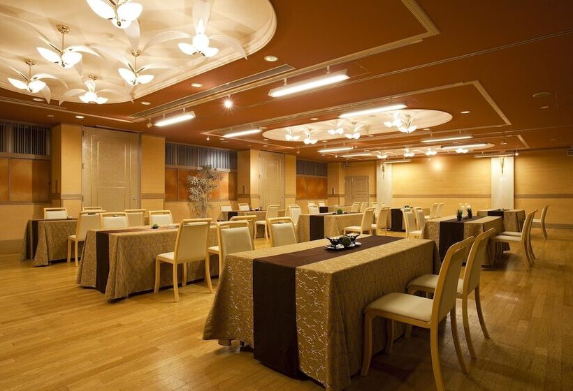 فندق Biwako Ryokusuitei