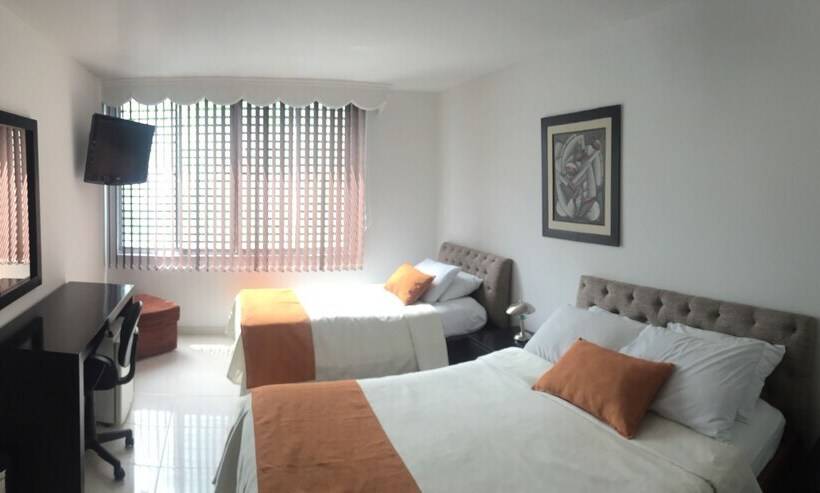 Отель Cafe Cafe Avenida