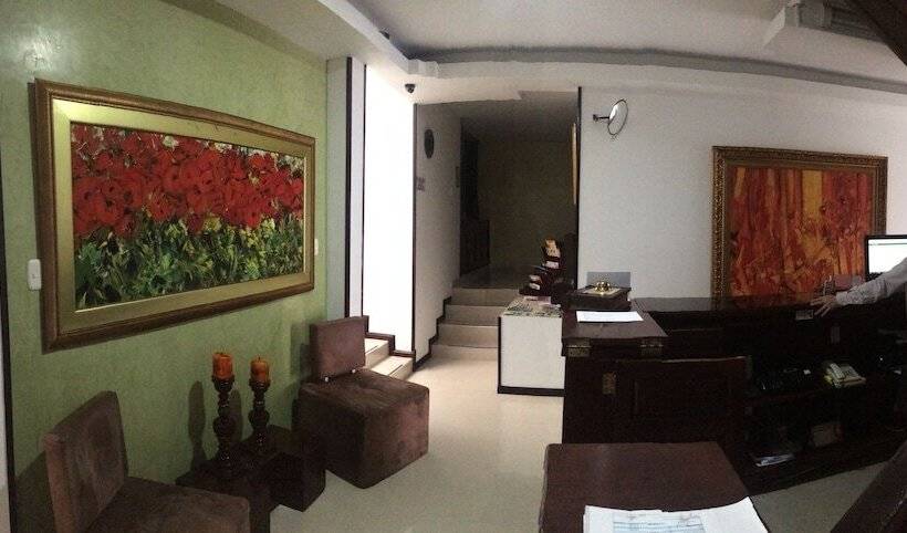 Отель Cafe Cafe Avenida