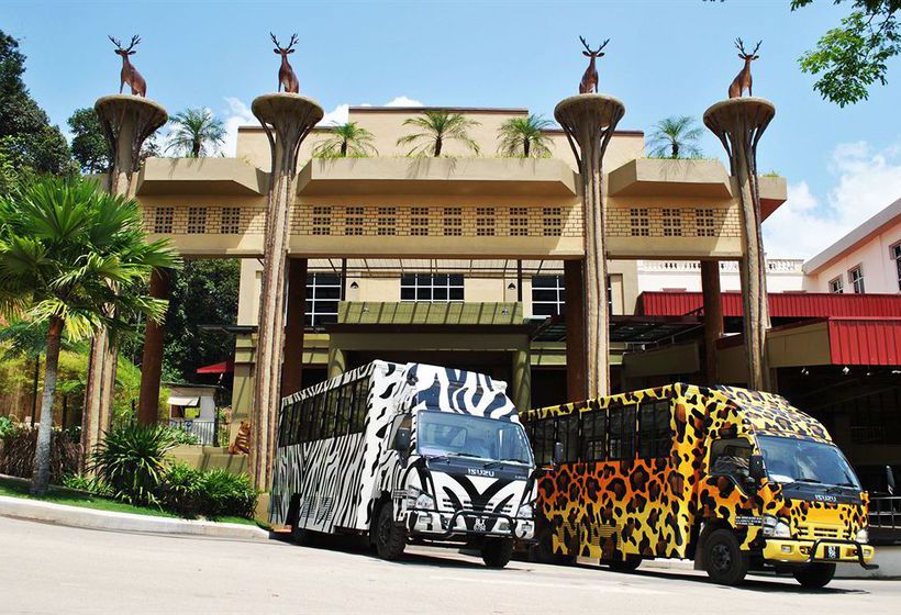 فندق Caribbean Bay Resort  Bukit Gambang Resort City