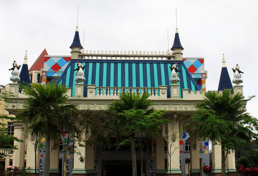 فندق Caribbean Bay Resort  Bukit Gambang Resort City