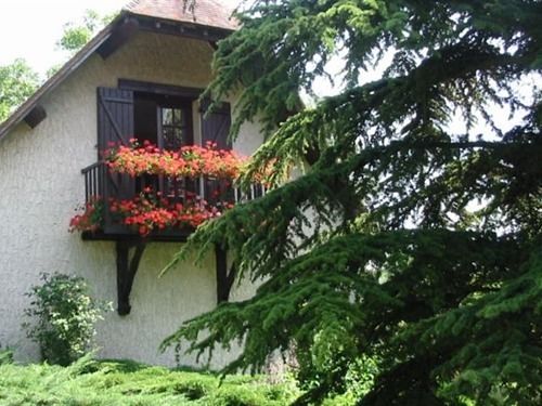 Отель Aux Marguerites