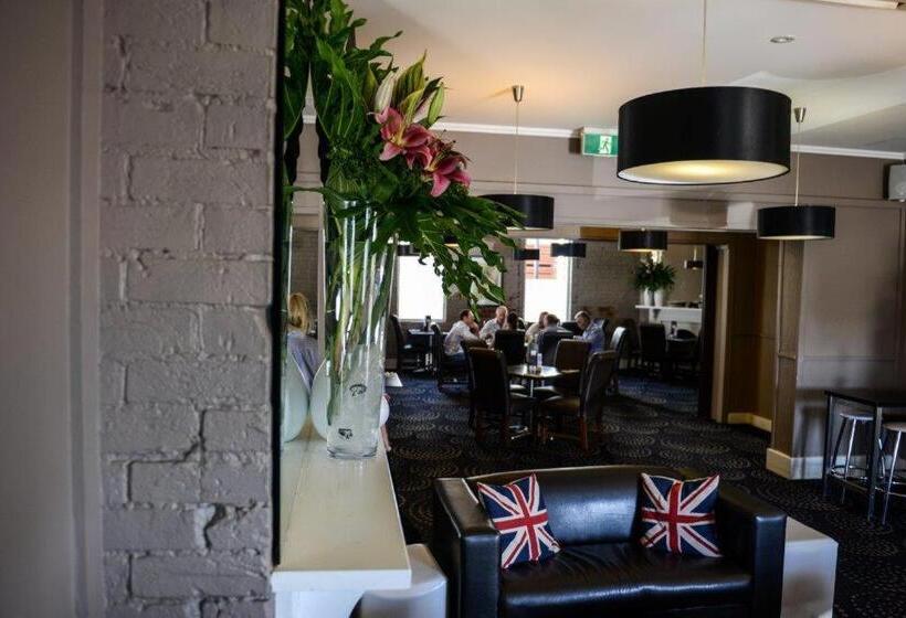 בית מלון כפרי Crossroads