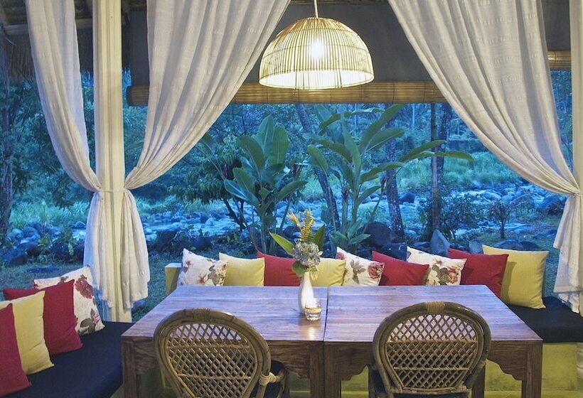 בית מלון כפרי Darmada Eco Resort