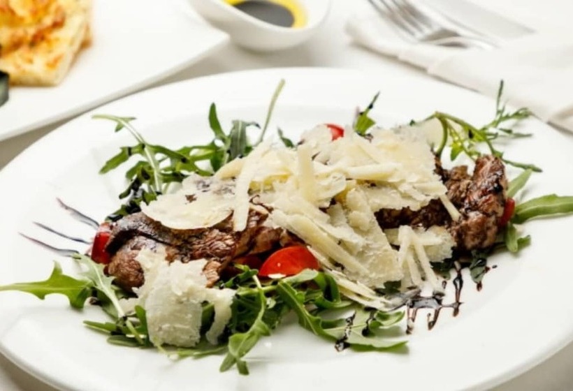 Friendly Dh Naissance Hotel By Mindrum Group