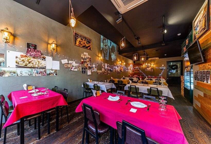 Friendly Dh Naissance Hotel By Mindrum Group