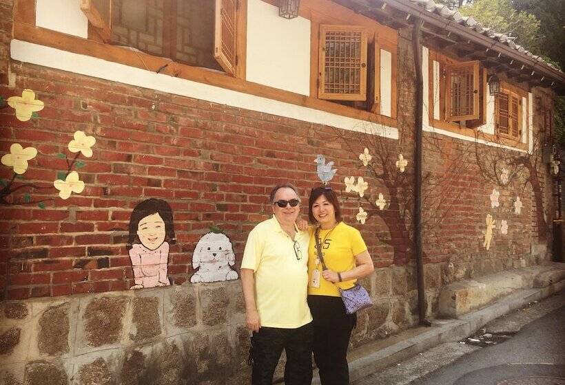 Friendly Dh Naissance Hotel By Mindrum Group