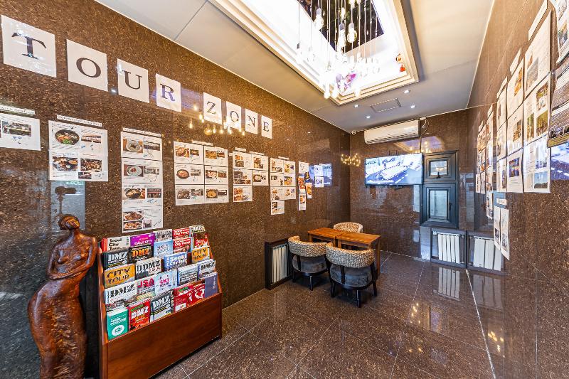 Friendly Dh Naissance Hotel By Mindrum Group