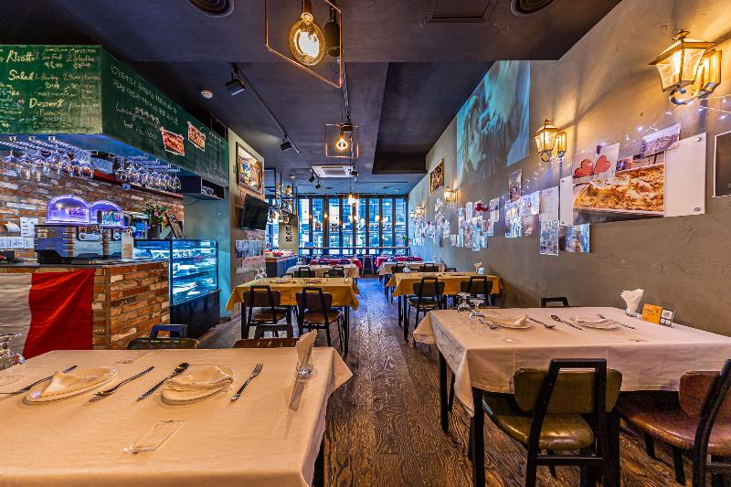 Friendly Dh Naissance Hotel By Mindrum Group