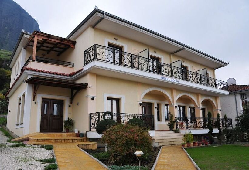 בית מלון כפרי Gogos